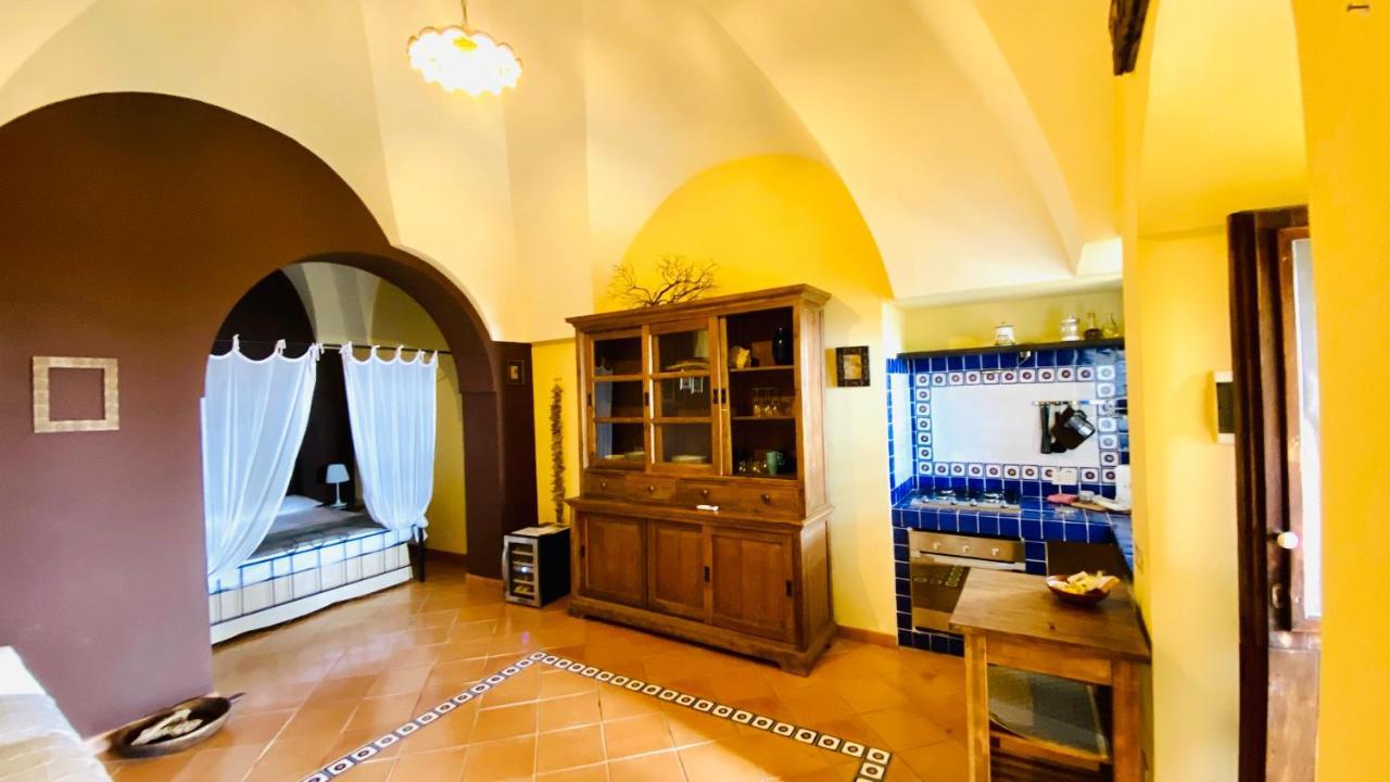 Apartamento Tgi Dammusi Preziosi Scauri  Exterior foto
